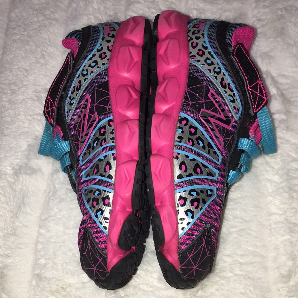 New Balance - Picture 4 of 9